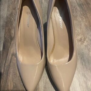 Forever 21 Women's Beige Heels